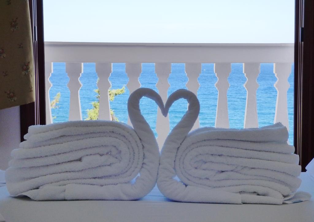 White House Hotel-Apart Karpathos Esterno foto