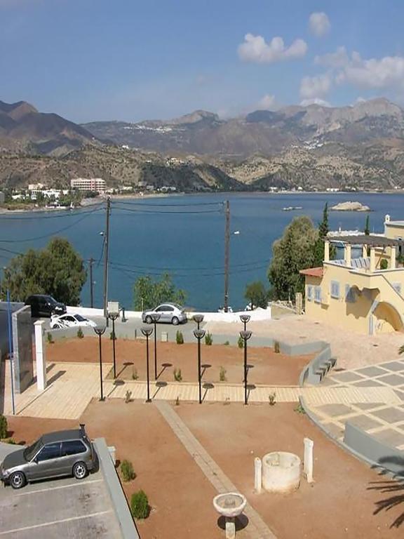White House Hotel-Apart Karpathos Esterno foto
