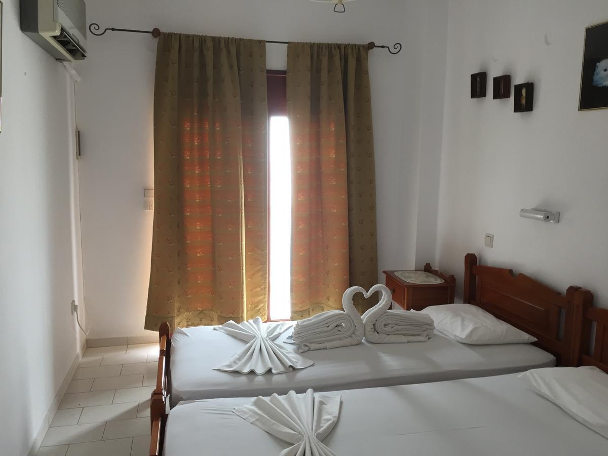 White House Hotel-Apart Karpathos Esterno foto